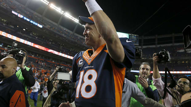 Peyton Manning Is Your New Touchdown King